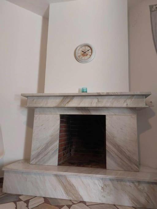 Studio Με Όλες Τις Ανέσεις Vétrina Exterior foto